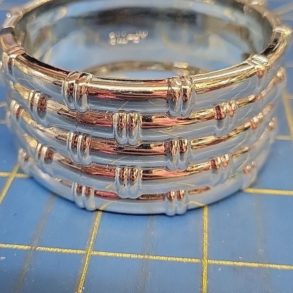 Silver Textured Lightweight Plastic Bangle Bracelet New